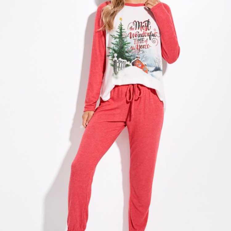 Phil Love Winter Scene Lounge Wear Christ
